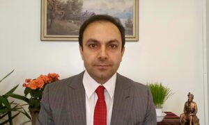 مرور کژی‌های حکومتداری غنی در اندیشه‌های‌ دولت‌سازی