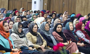 نقش آموزش زنان در شکل‌دهی جامعه‌ی توسعه‌یافته